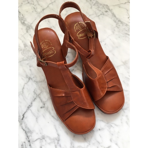 Vintage Shoes - SOLD :: Vintage 70s T-Strap Wedge Sandals